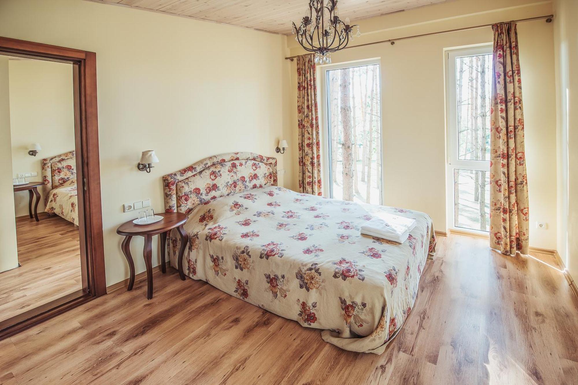 Pusu Takas Hotel Andrioniskis Room photo